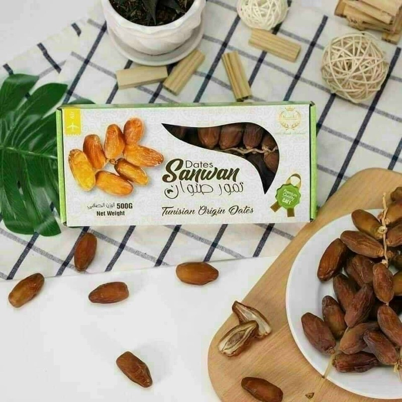 Hộp 500G Chà là nguyên cành