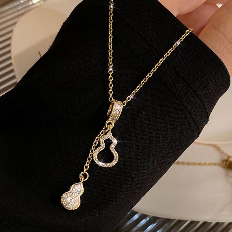 Dây Chuyền Hợp Kim Mặt Hình Quả Bầu Đính Đá Thời Trang Cho Nữ