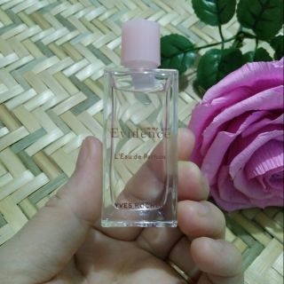 Nước hoa mini Yves Rocher COMME UNE EVIDENCE L'EAU DE PARFUM 7.5ML