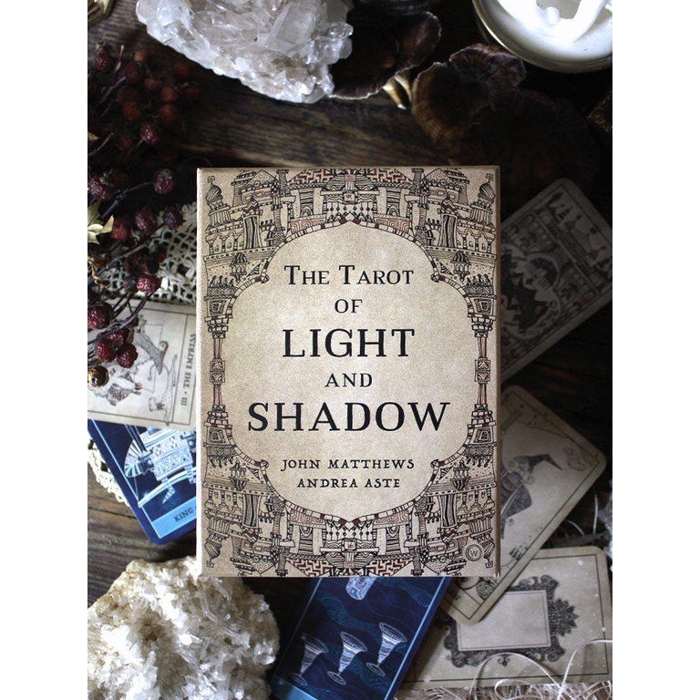 Bài The tarot Of Light and Shadow