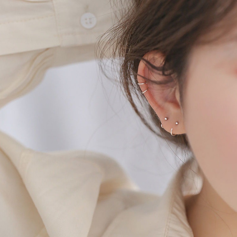 Khuyên Tai Xỏ Lỗ Màu Bạc Đính Hạt Nhỏ Đơn Giản Thời Trang Mới Cho Bạn Gái