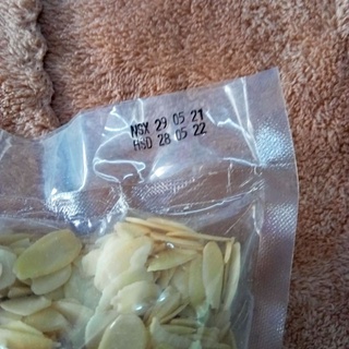 Hạnh Nhân Lát Chia Lẻ 100g/Gói