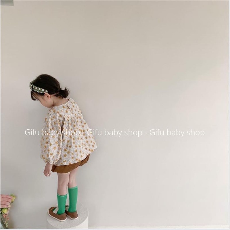 Áo thô mềm hoa nhí vintage cho bé gái style Hàn quốc