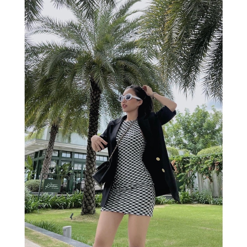 Pass - ĐẦM BODY SỌC XỐP NHĂN