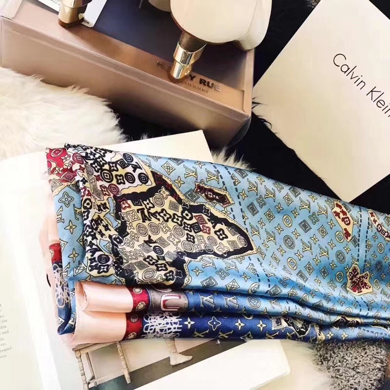 Khăn Choàng Lụa Thời Trang Mùa Xuân Cho Nữ