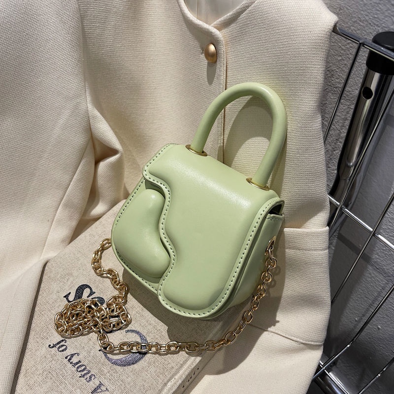 Túi Xách Mini Phối Dây Xích Thời Trang Mùa Hè Cho Nữ Dễ Phối Đồ Với 5 Kiểu Lựa Chọn