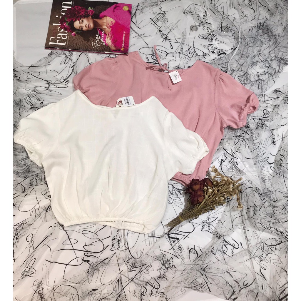 ÁO CROPTOP CỔ TRÒN BO LAI