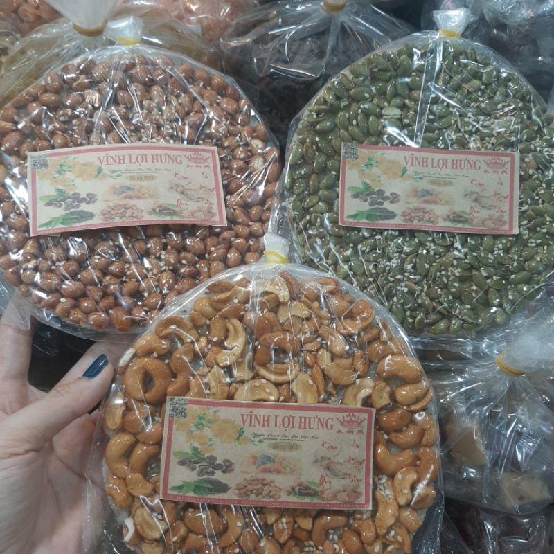 KẸO HẠT ĐIỀU MÈ BÁNH TRÁNG.