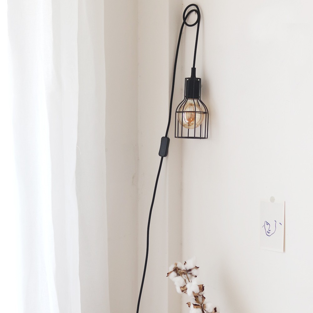 Đèn LED treo tường bằng sắt màu trắng và đen kiểu Bắc Âu