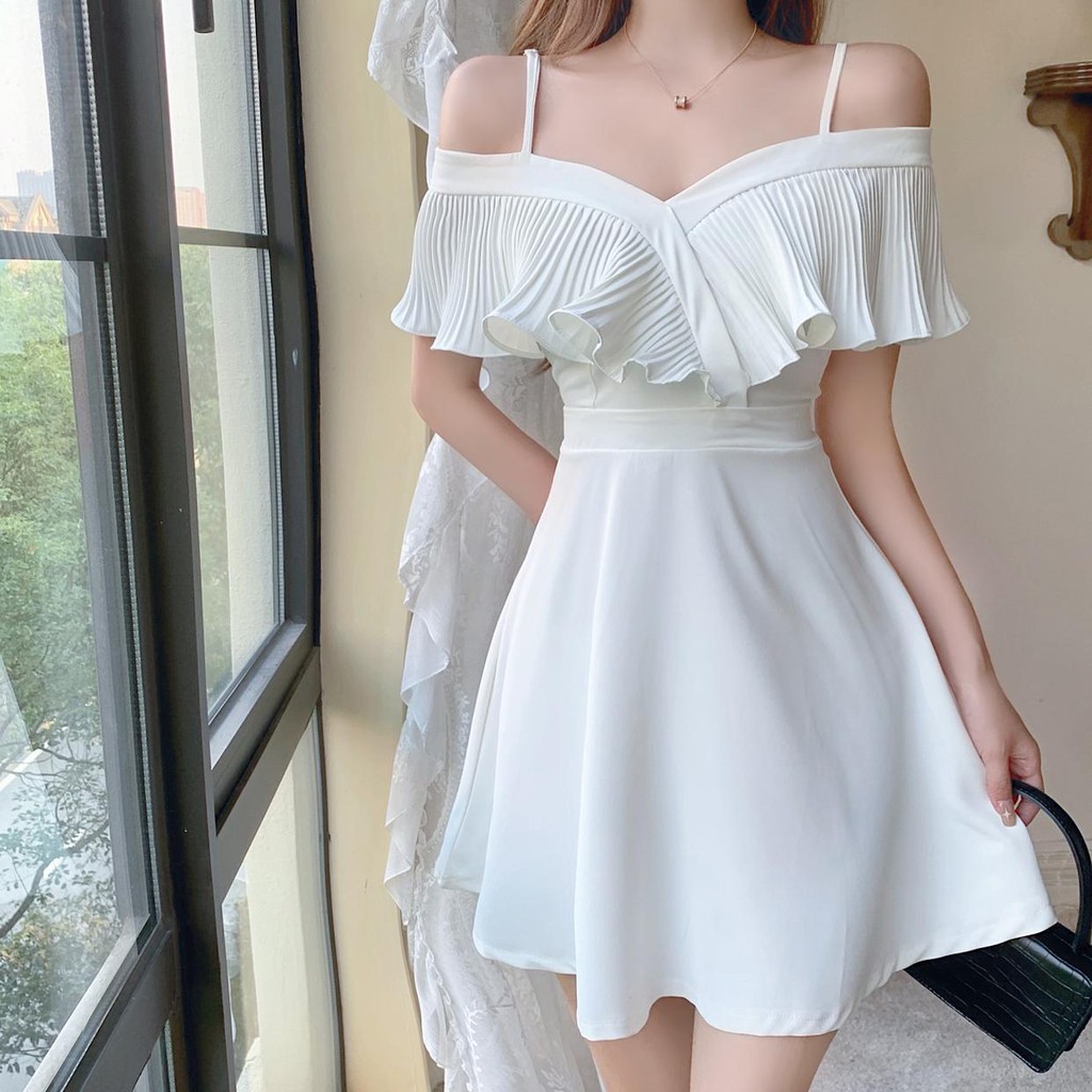 Váy trễ vai 2 dây nữ đẹp Butterfly dáng xòe, xếp ly ngực điệu đà - V04