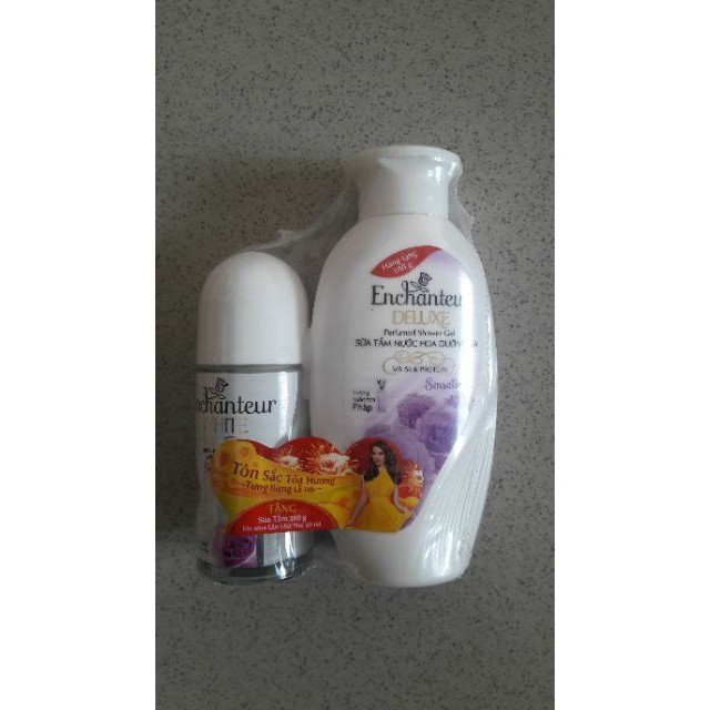Enchanteur - Lăn Khử Mùi trắng da hương nước hoa  50ml tặng tắm 60g