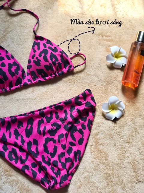 Bikini hai mảnh hồng beo sexy 2021