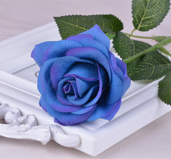 1 Bó Hoa Hồng Giả Trang Trí Tiệc Cưới