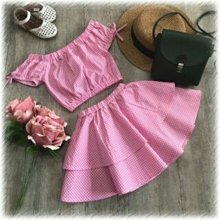 Bộ áo croptop cùng chân váy cho bé gái