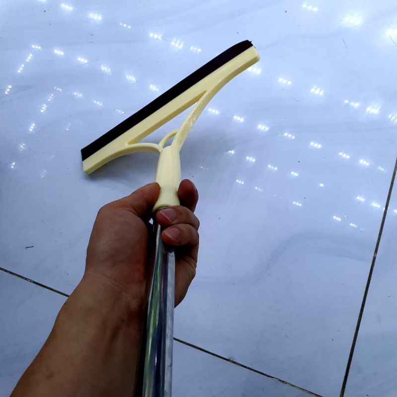 Cây gạt kính bể cá cầm tay cán inox [cán dài 68cm]