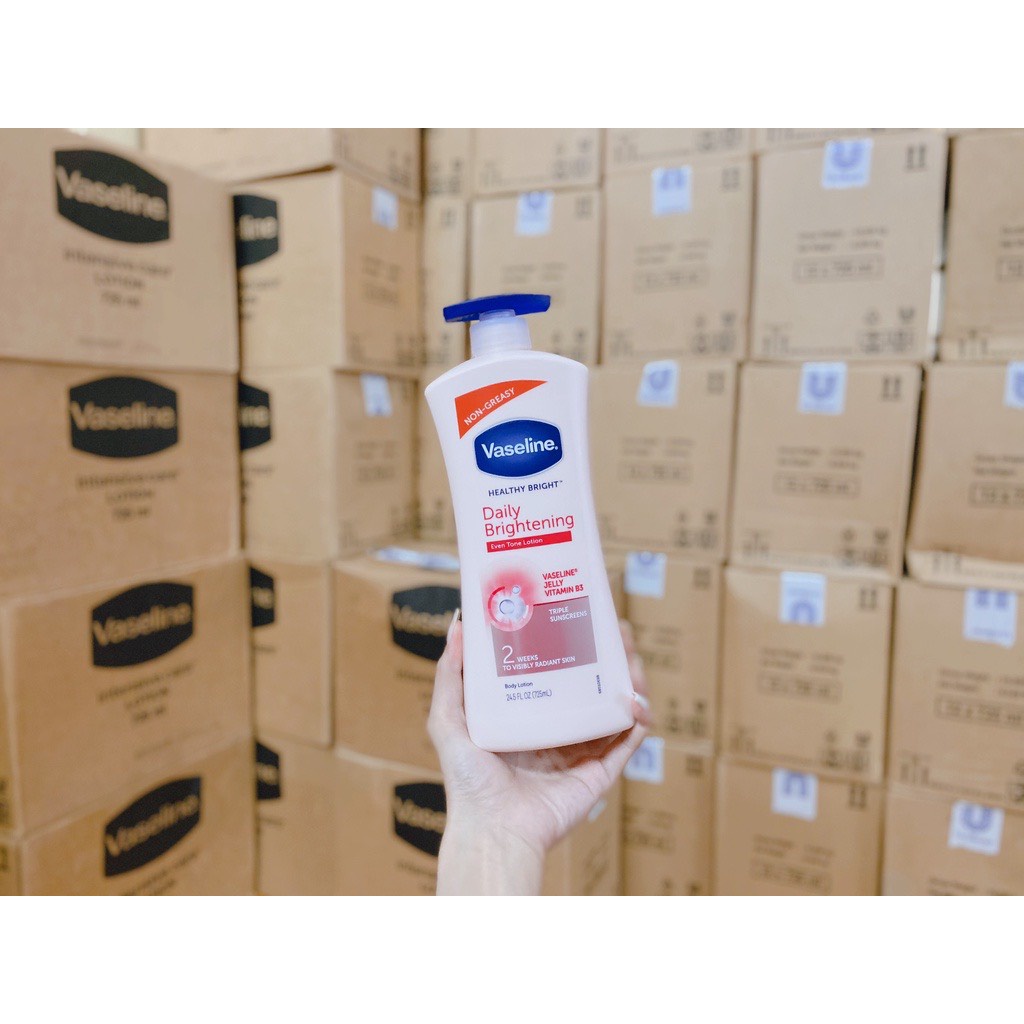 Sữa dưỡng thể trắng da Vaseline UV Lightening 725ml