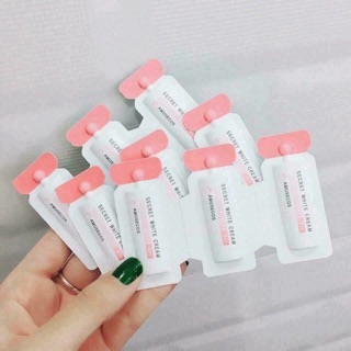Se khít và làm hồng âm đạo