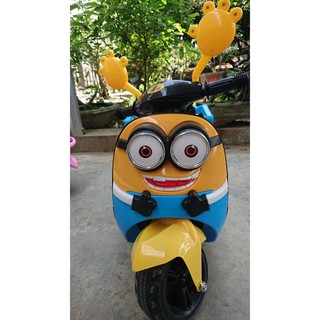 Xe máy điện cho bé hình Minion