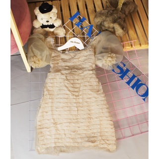 Đầm suông nhúng cổ thuyền