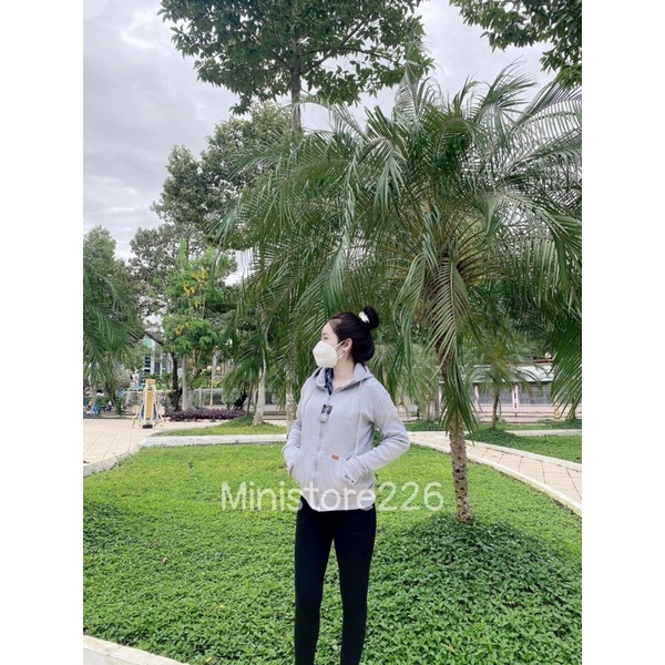 ÁO KHOÁC TRƠN XỎ NGÓN