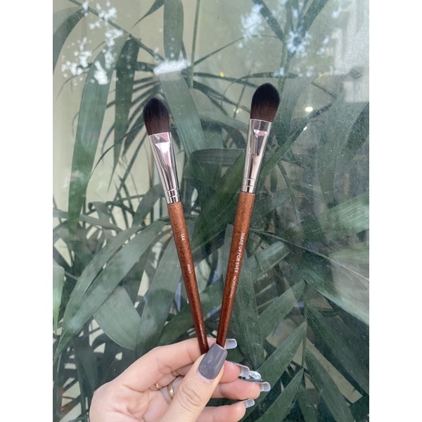 Các Mẫu Cọ Lẻ Makeup