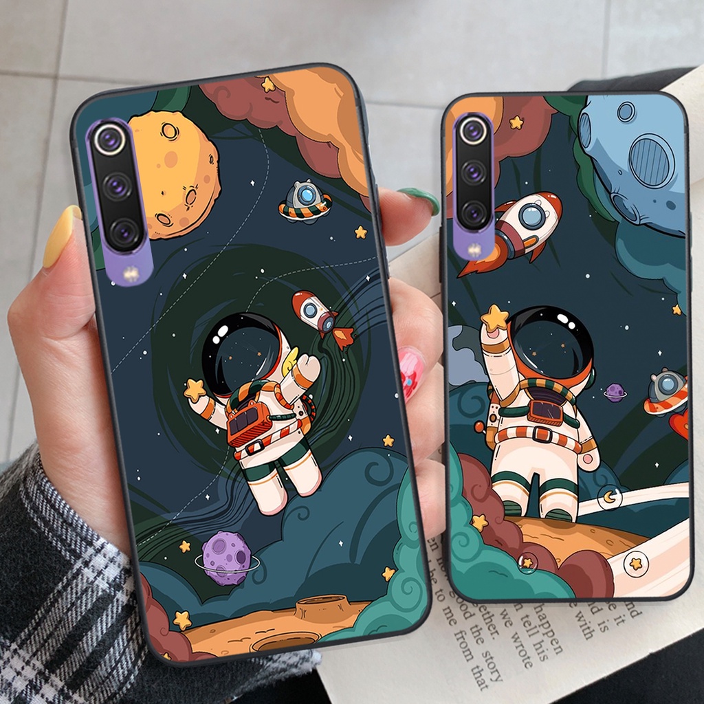 Ốp lưng Xiaomi Mi 9 / MI 9 SE vũ trụ phi hành gia cực hot siêu cute-rẻ-bền