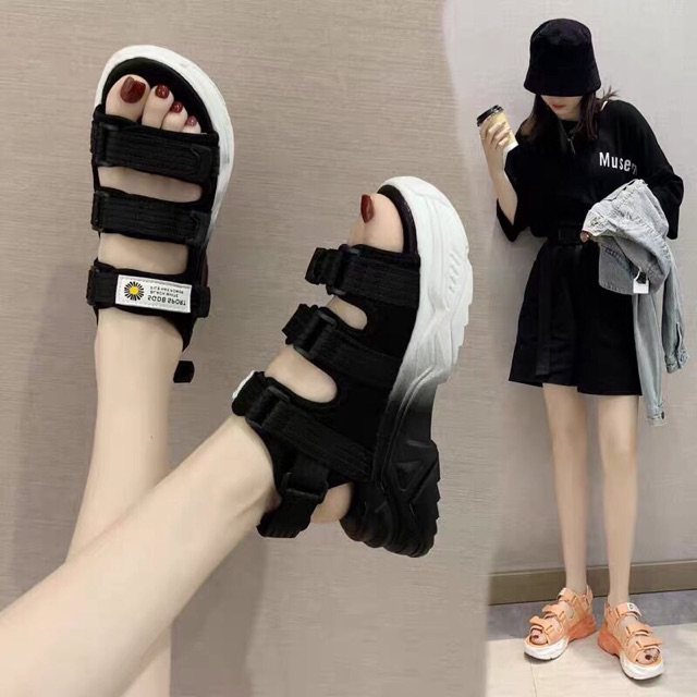 Giày sandal Dép quai hậu đi học phong cách trẻ trung gót phối đỏ nổi bất đế cực êm đi siêu bền