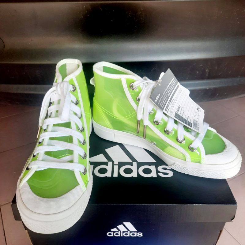 Giày nhựa Adidas