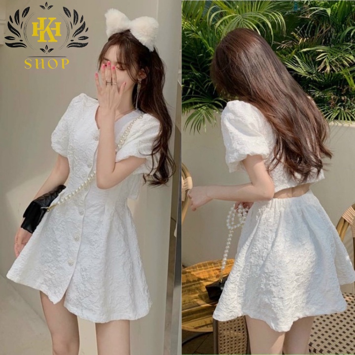 Váy gấm hở lưng - Váy gấm tay bồng đính cúc ngọc hoạ tiết nổi dễ thương xinh xắn HK_Shop9720