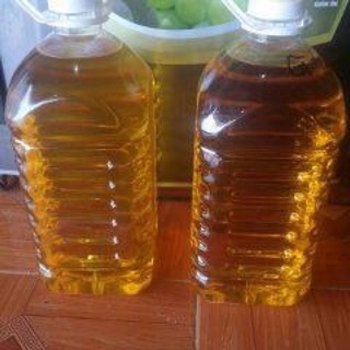Dầu Mè Trắng (Dầu Vừng trắng) Nguyên chất 100% tự ép tại nhà 1lit