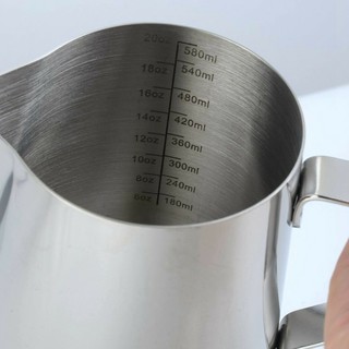Ca Đánh Sữa Chia Vạch Khắc Bên Trong