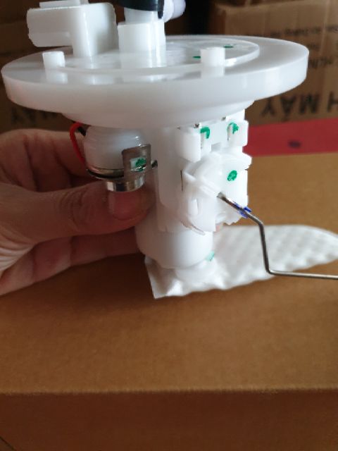 Bơm xăng LEAD 110 FI