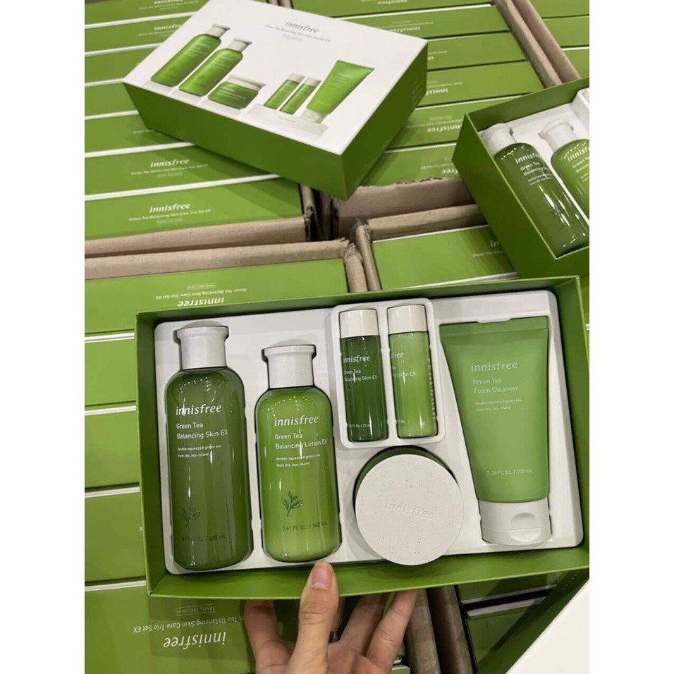 Bộ Dưỡng Da Trà Xanh Green Tea Innisfree Dưỡng Trắng, Mềm Mịn - Hàn Quốc