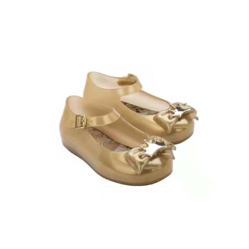 Giày Vương Miện