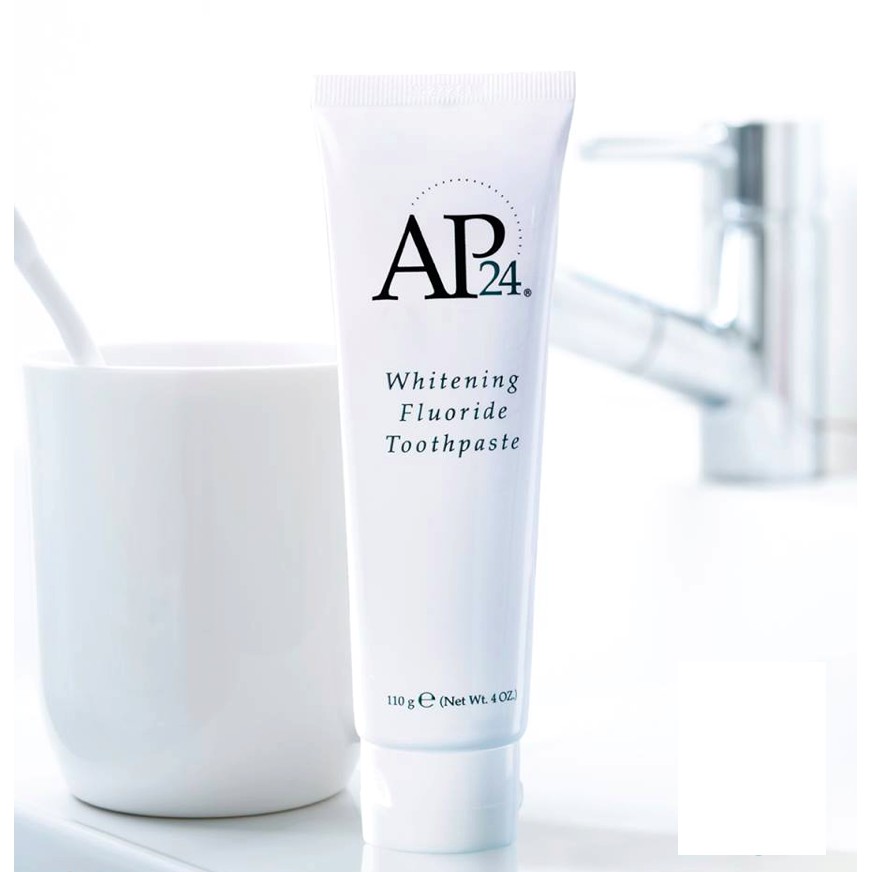 Kem đánh răng AP24 Whitening Flouride Toothpaste 110g