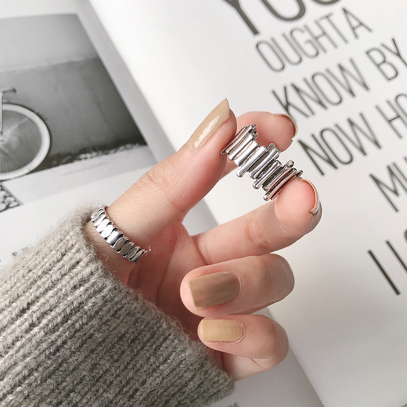 Nhẫn bạc đeo ngón trỏ thiết kế retro cá tính