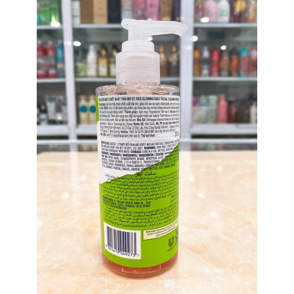 Sữa Rửa Mặt Dạng Gel Dịu Nhẹ ST.Ives Daily Facial Cleanser USA 200ml