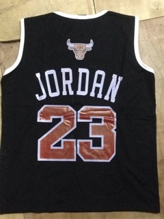 Áo thun ba lỗ BULLS 23