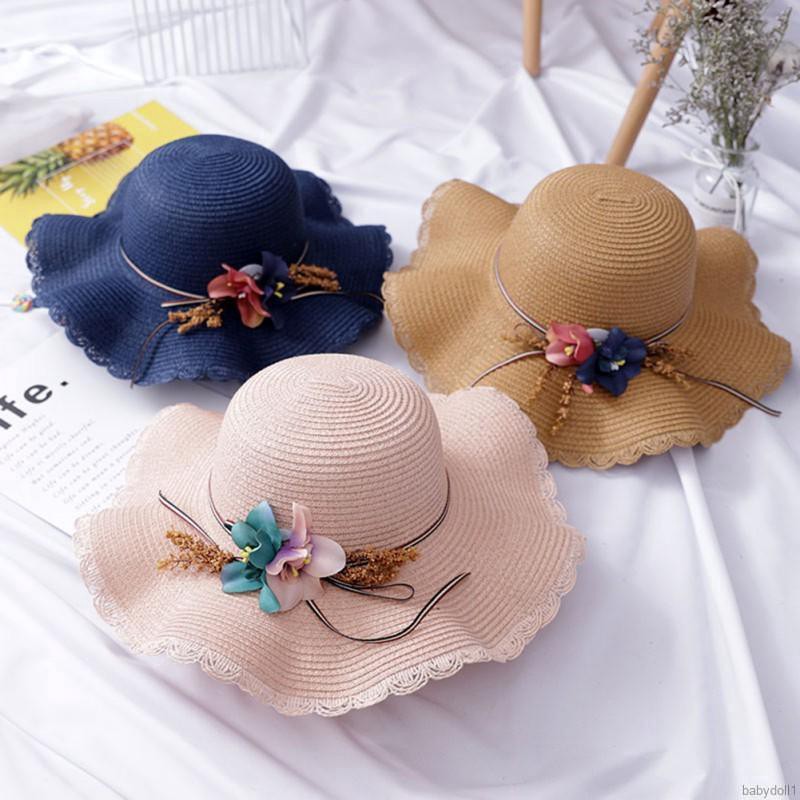 Nón cối phối hoa cho bé gái