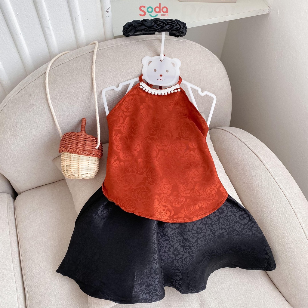 Bộ yếm đào gấm tặng kèm mấn cao cấp phong cách truyền thống cho bé gái SODA KIDS