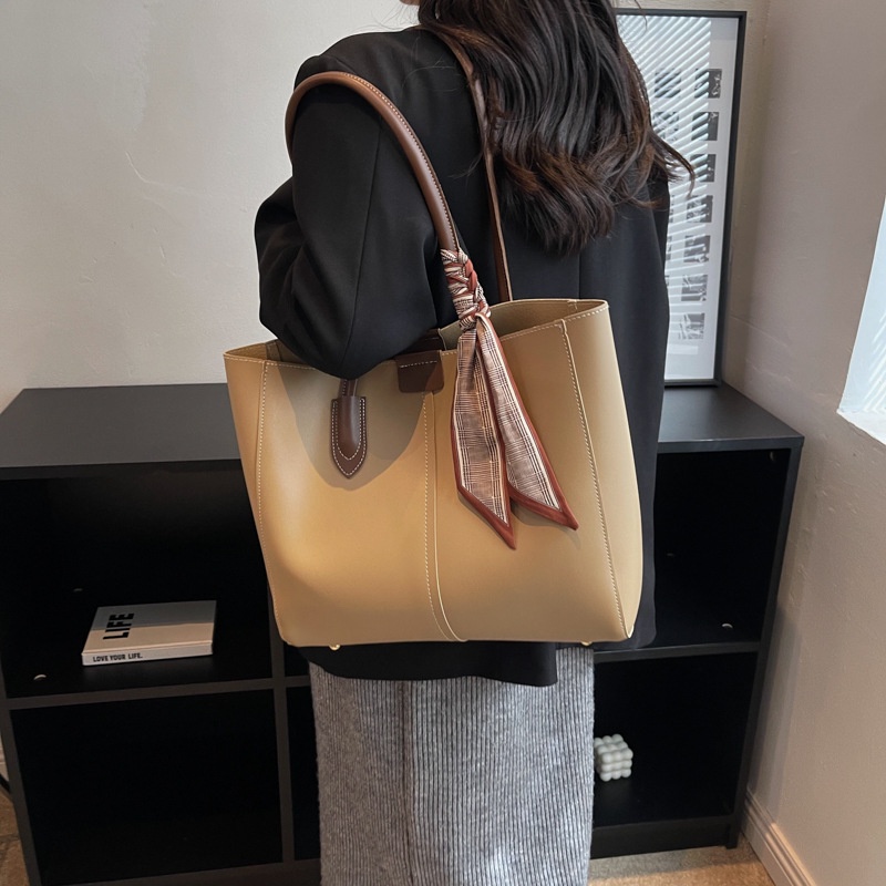 Túi Xách Thiết Kế Đơn Giản Thời Trang Xu Hướng