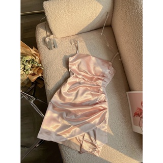 Đầm thiết kế 2 dây đính đá sang chảnh Four Lady D182