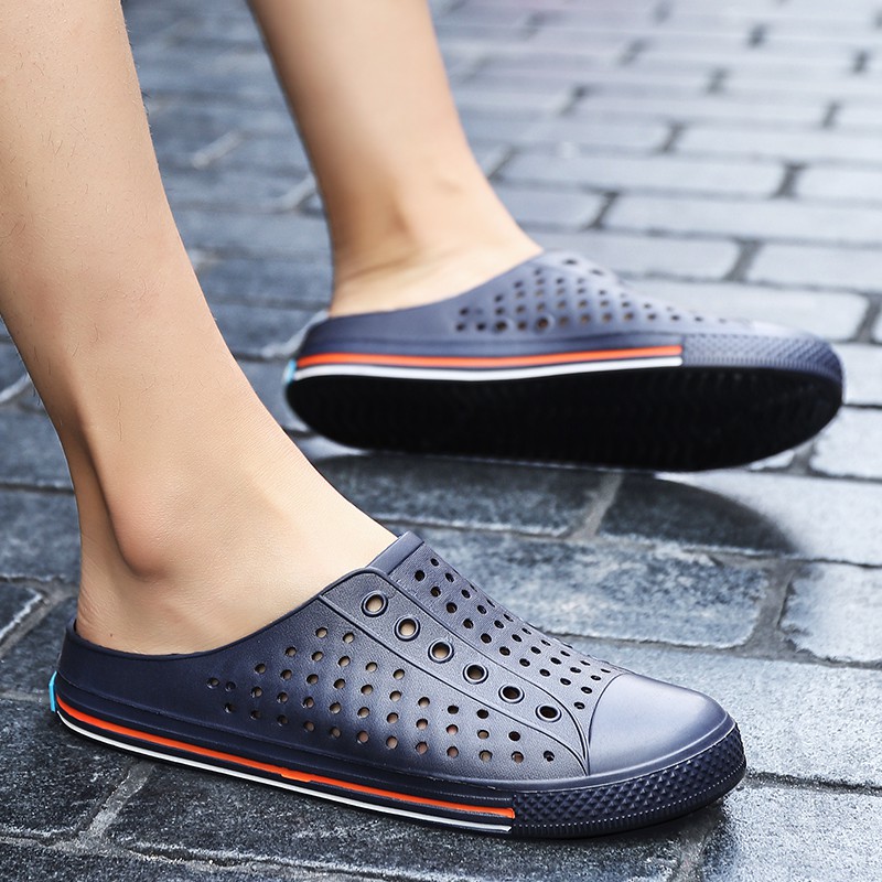 Giày Crocs Đi Biển Thiết Kế Thoáng Khí Cho Nam Và Nữ