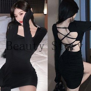 Đầm Body Tay Dài Cổ Vuông Thiết Kế Hở Lưng Quyến Rũ
