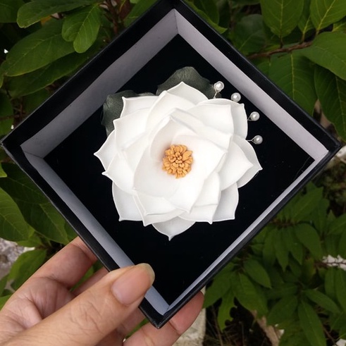 [ Hàng Thiết Kế ] Hoa cài áo handmade hoa sen ruy băng cao cấp