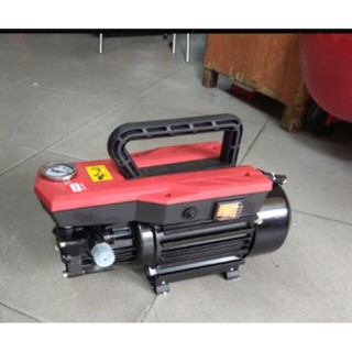 Máy rửa xe GEOX 1800w