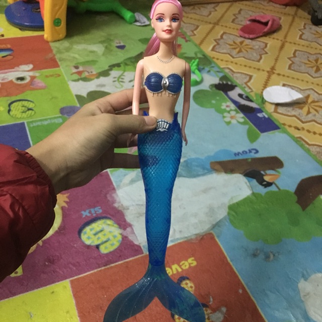 Búp bê người cá phát sáng