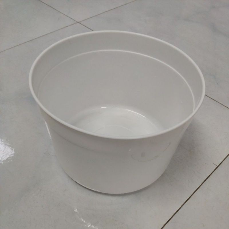 Thùng kem tròn ép cá Betta và Guppy