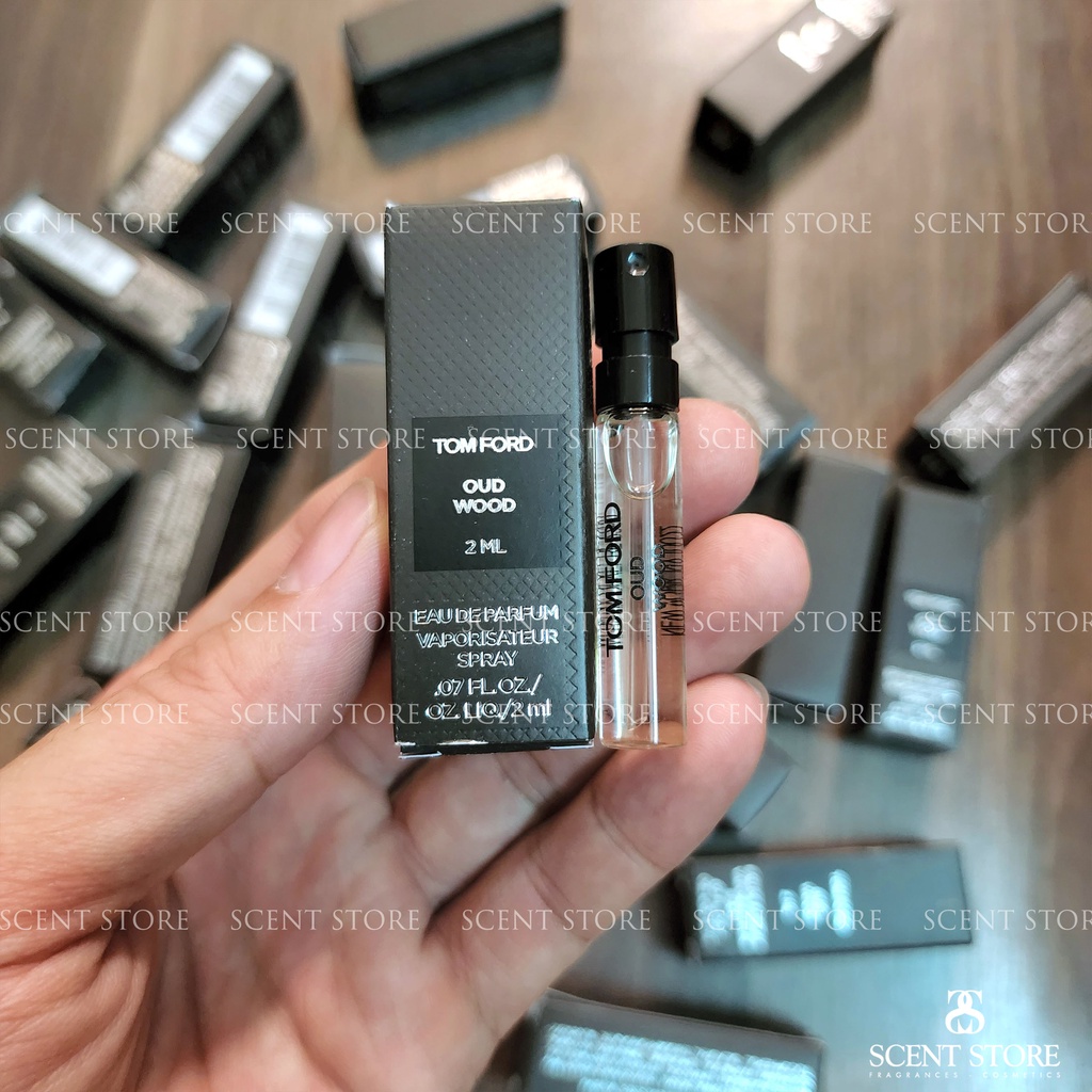 Scentstorevn - Vial chính hãng nước hoa Tom Ford Oud Wood [1.5ml]