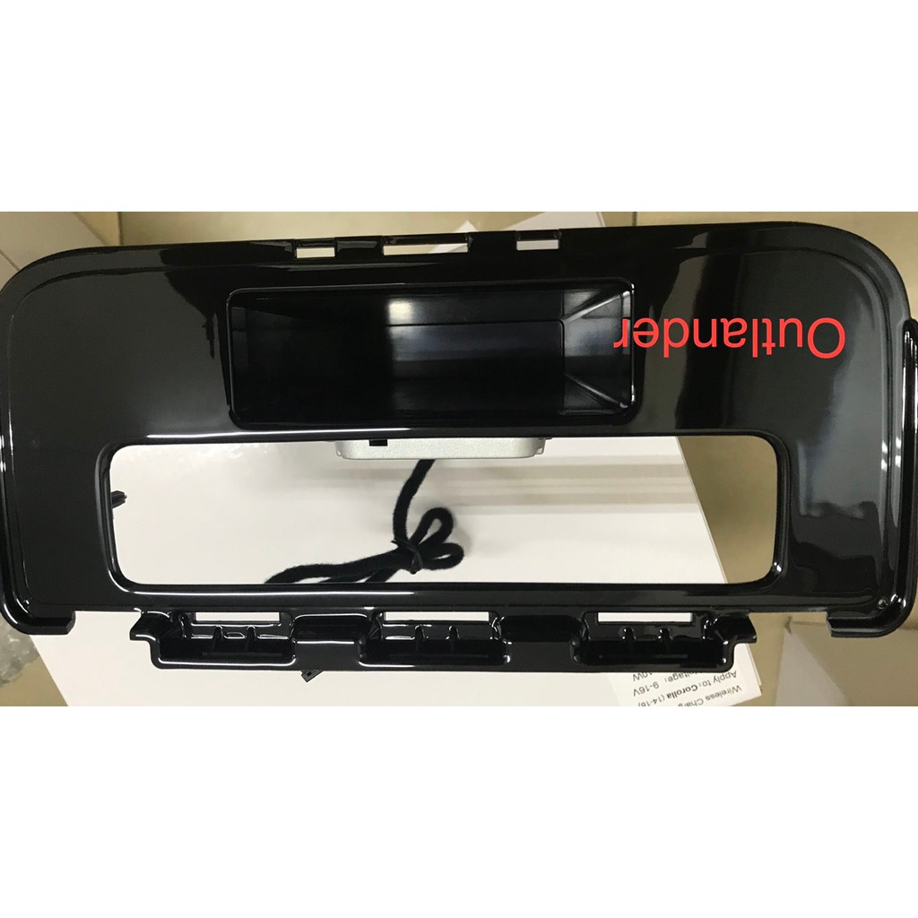 SẠC KHÔNG DÂY OUTLANDER